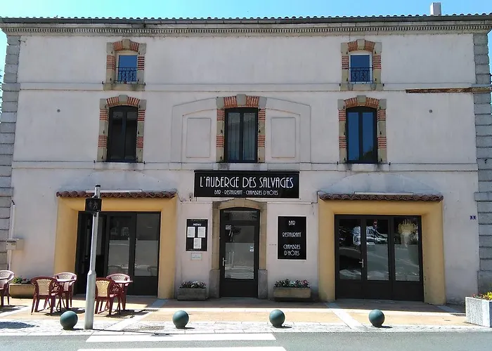 L'auberge Des Salvages * Burlats