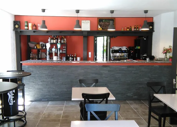 L'auberge Des Salvages Burlats